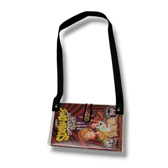 Scooby-Doo Spookiest Tales Upcycled Y2K 2001 VHS Shoulder Bag Purse - Picture 2 of 9